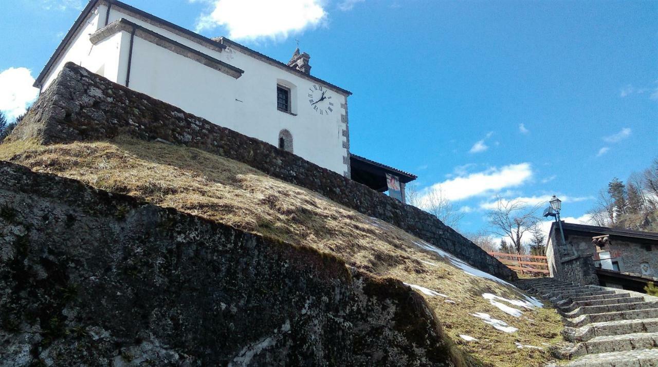 Hotel Sot la Cleva Socchieve Exterior foto